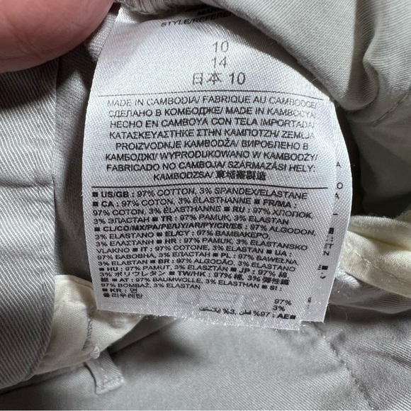 GAP (NWOT) Flat Front Skinny Crop Khakis in Dusty Gray Size 10 - Picture 3 of 9